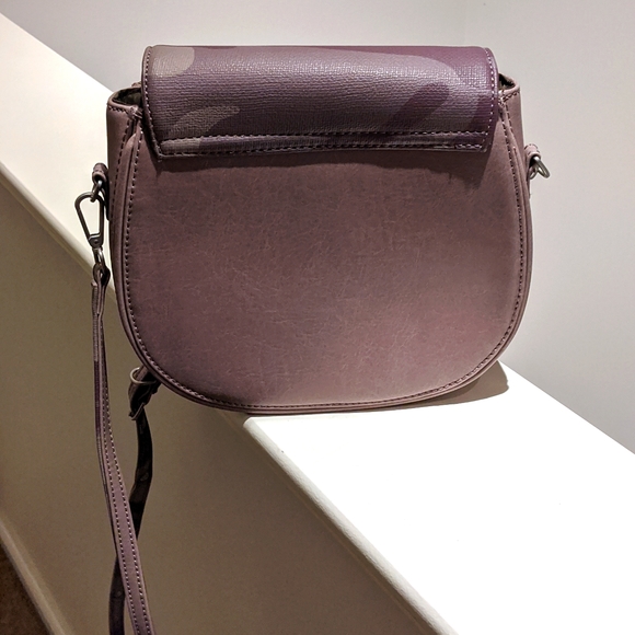 Matt and Nat purple camo print purse - Picture 3 of 4